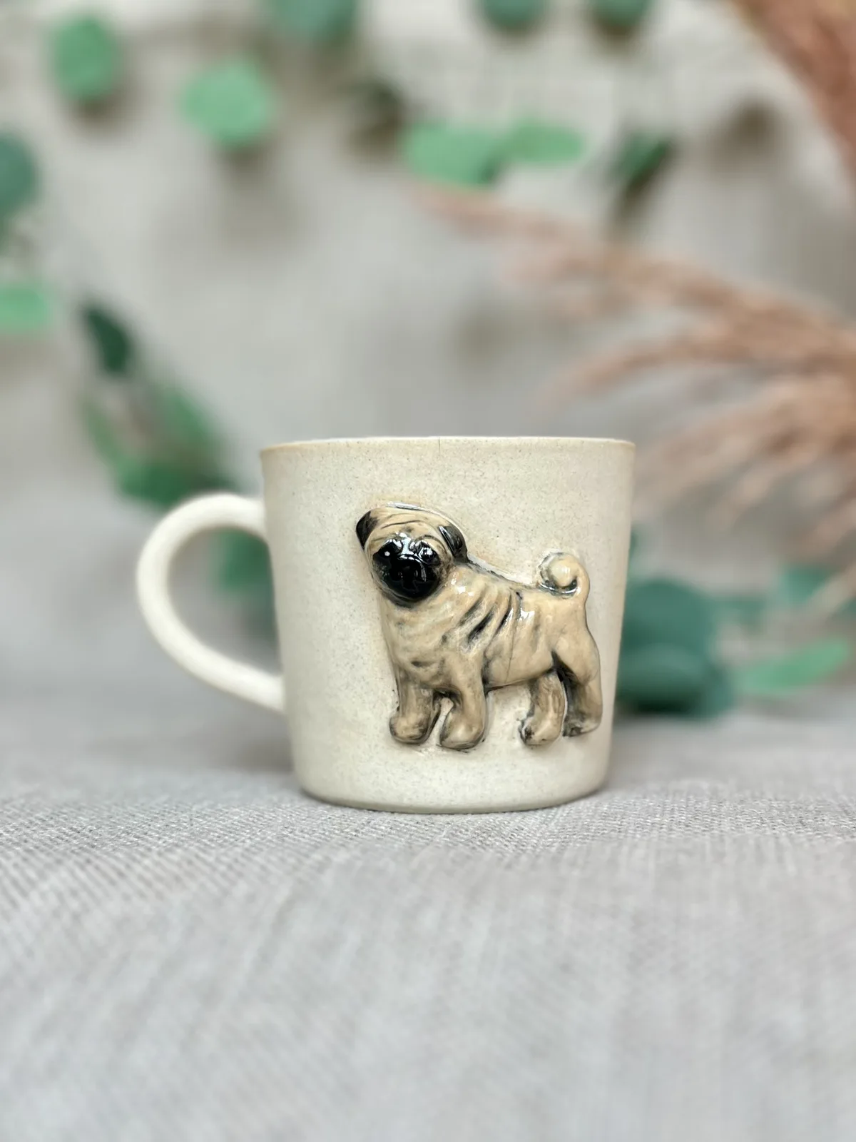 Ręcznie robiony ceramiczny kubek z uchem i pieskiem Ceranika
