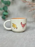 Ręcznie robiony ceramiczny kubek Ceranika z aplikacją ptaki kury