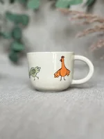Ręcznie robiony ceramiczny kubek Ceranika z aplikacją ptaki kury