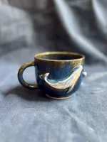 Ręcznie robiony ceramiczny kubek Ceranika z aplikacją wieloryba
