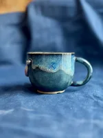 Ręcznie robiony ceramiczny kubek Ceranika z aplikacją wieloryba